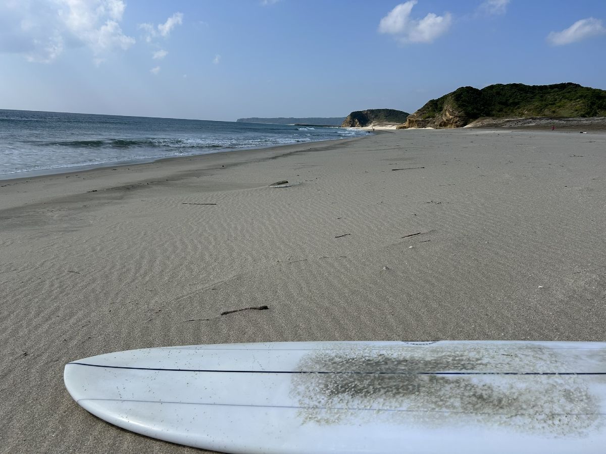 南のポイントの波